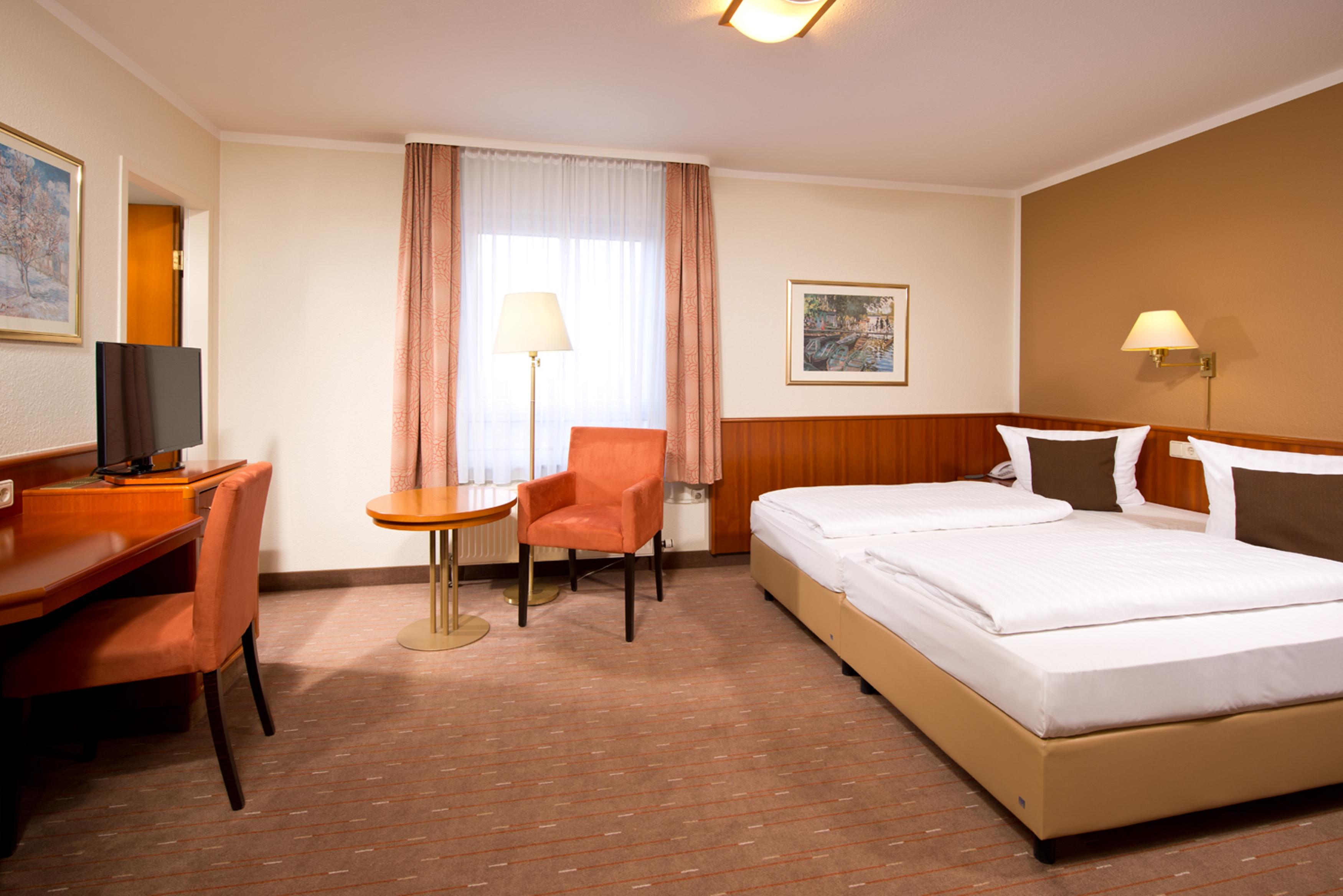 ACHAT Hotel Schwarzheide Lausitz Exterior foto