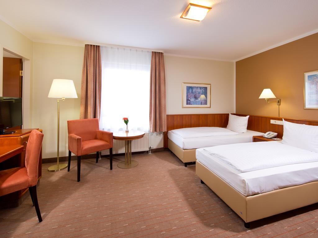 ACHAT Hotel Schwarzheide Lausitz Exterior foto